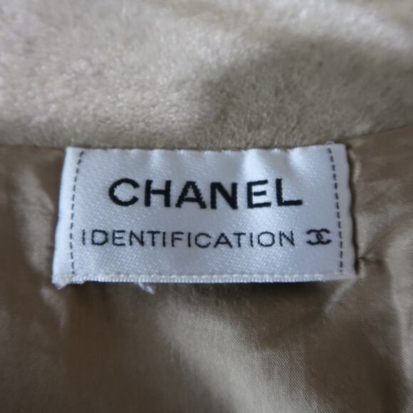 CHANEL Size 8 Metallic Gold Marbled Leather A Line Skirt - Picture 5 of 5